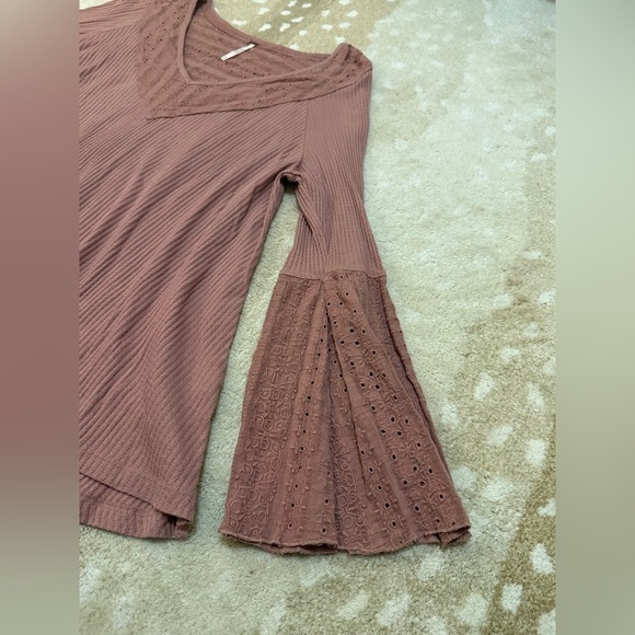 Free people ribbed lace crochet long sleeve top women’s size medium - Picture 4 of 8